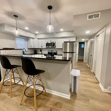 Cathedral 5-Walking Distance To Unmc Apartment
